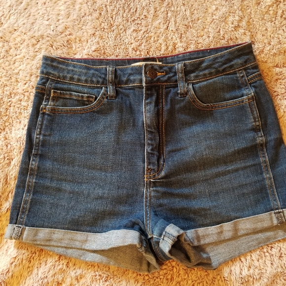 High Waisted Stretch Denim Shorts - Picture 1 of 8